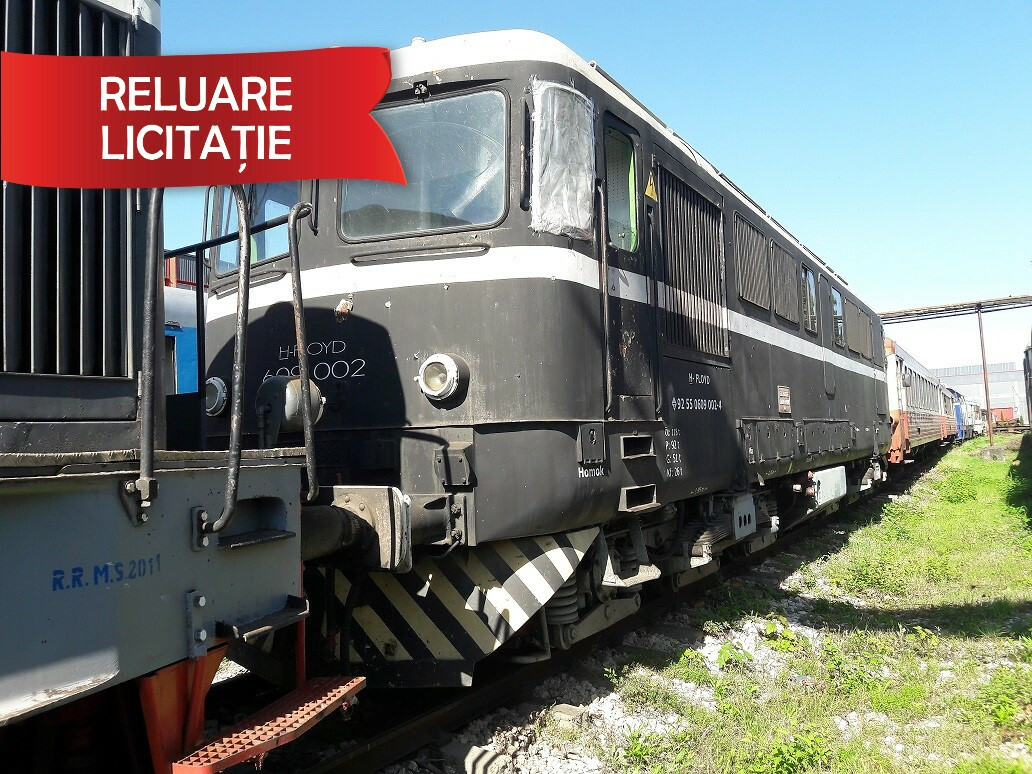 16. Locomotiva 002-4